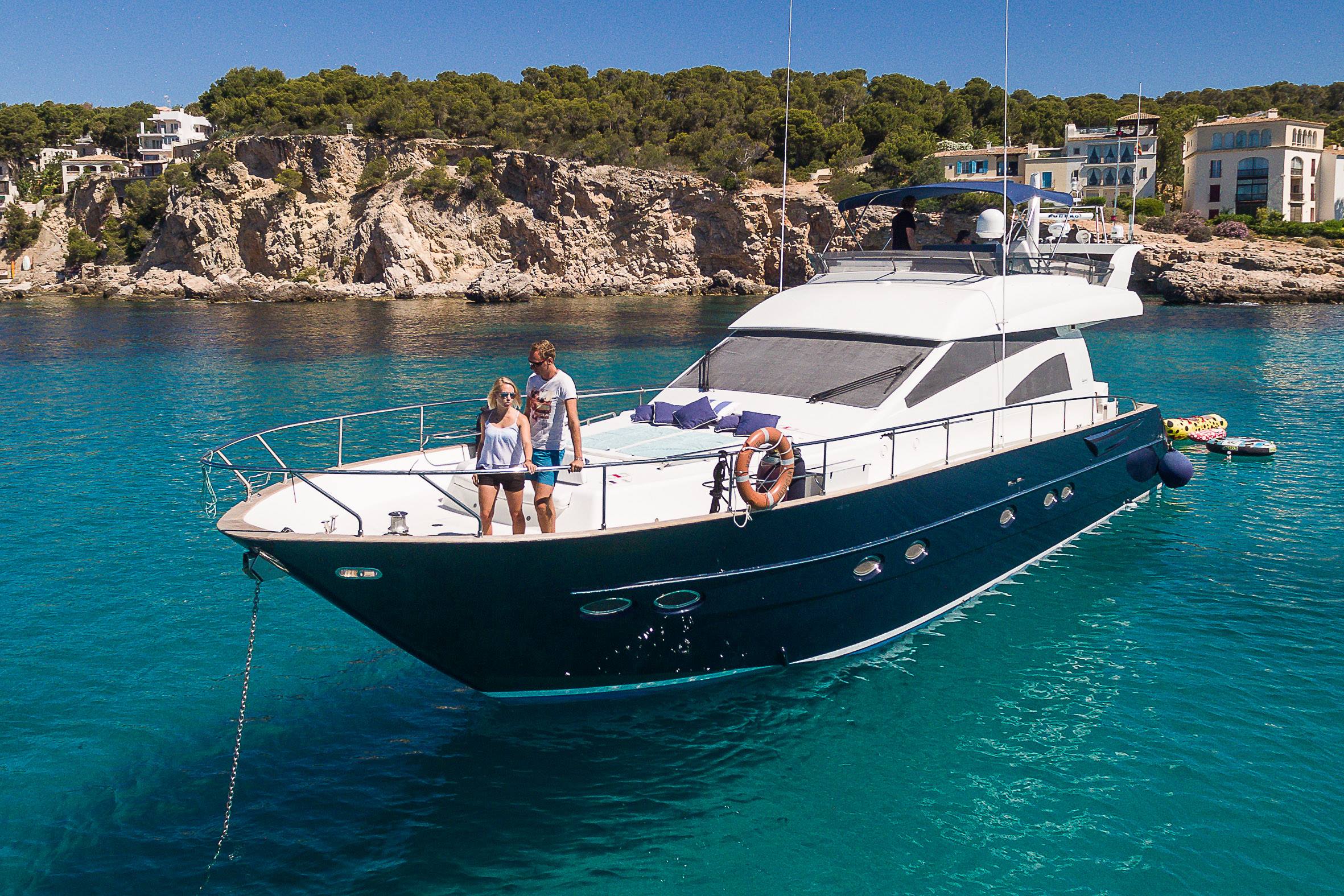 private yacht tour mallorca