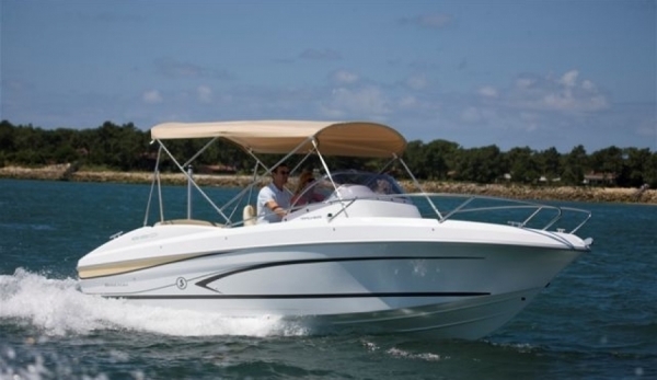 Beneteau Flyer 650