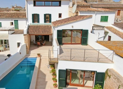 Espectacular casa de pueblo en Alcudia con piscina