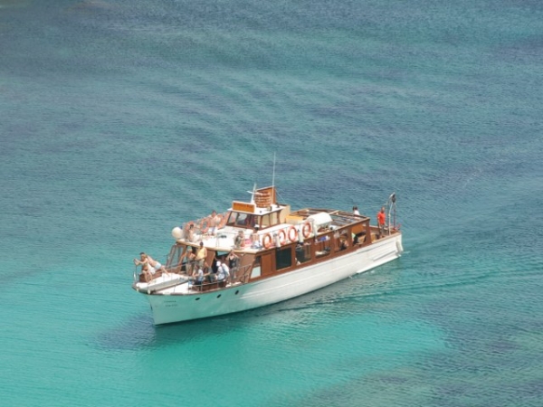 Ausflugsboot für Events und Feiern
