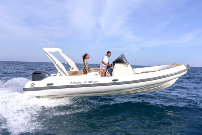 Sportboot Tempest 800 12 Pax Tagescharter Pollensa