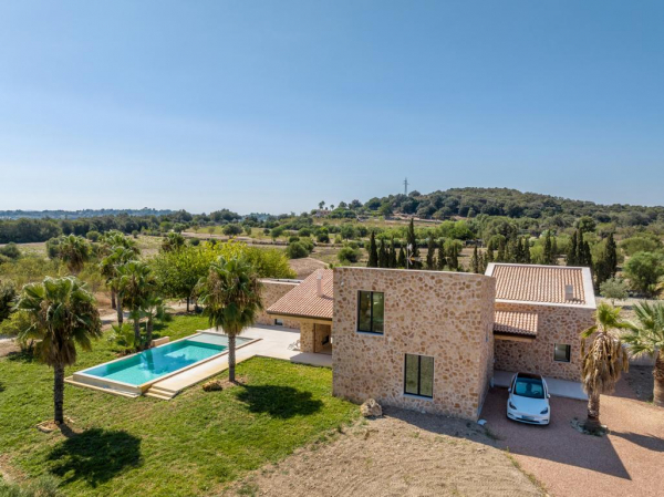 New constructed finca with pools and views in Muro